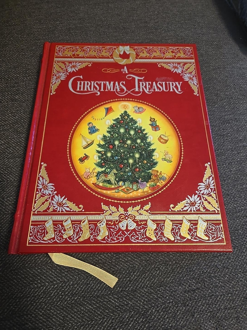 A Christmas Treasury Barnes & Noble Hardcover Classic Holiday Stories & Poems